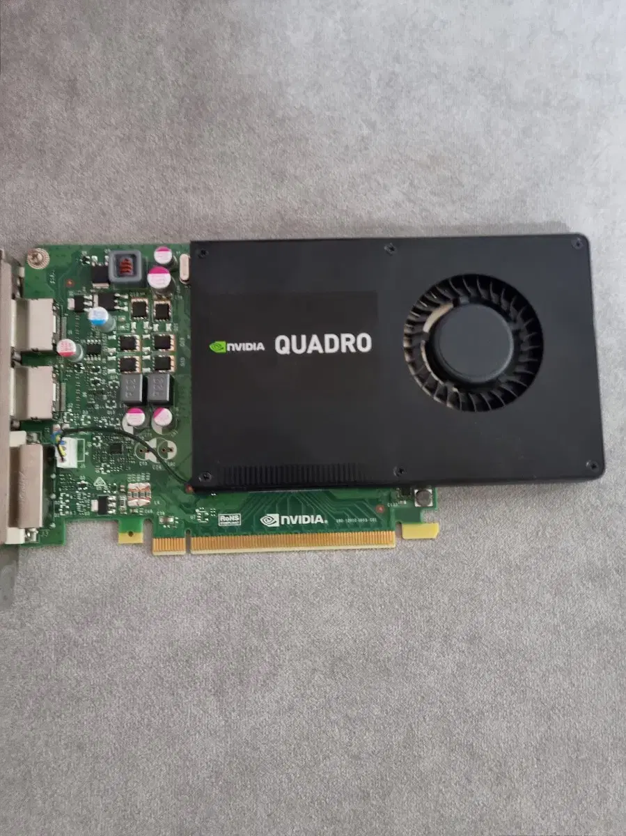 NVIDIA 쿼드로 K2000 그래픽카드